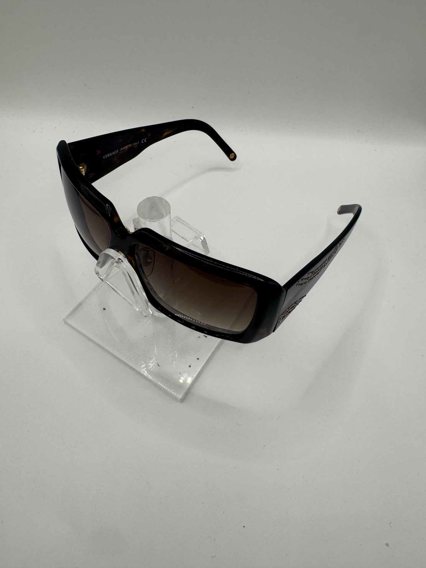 Versace 4142b Sunglasses in color 10813