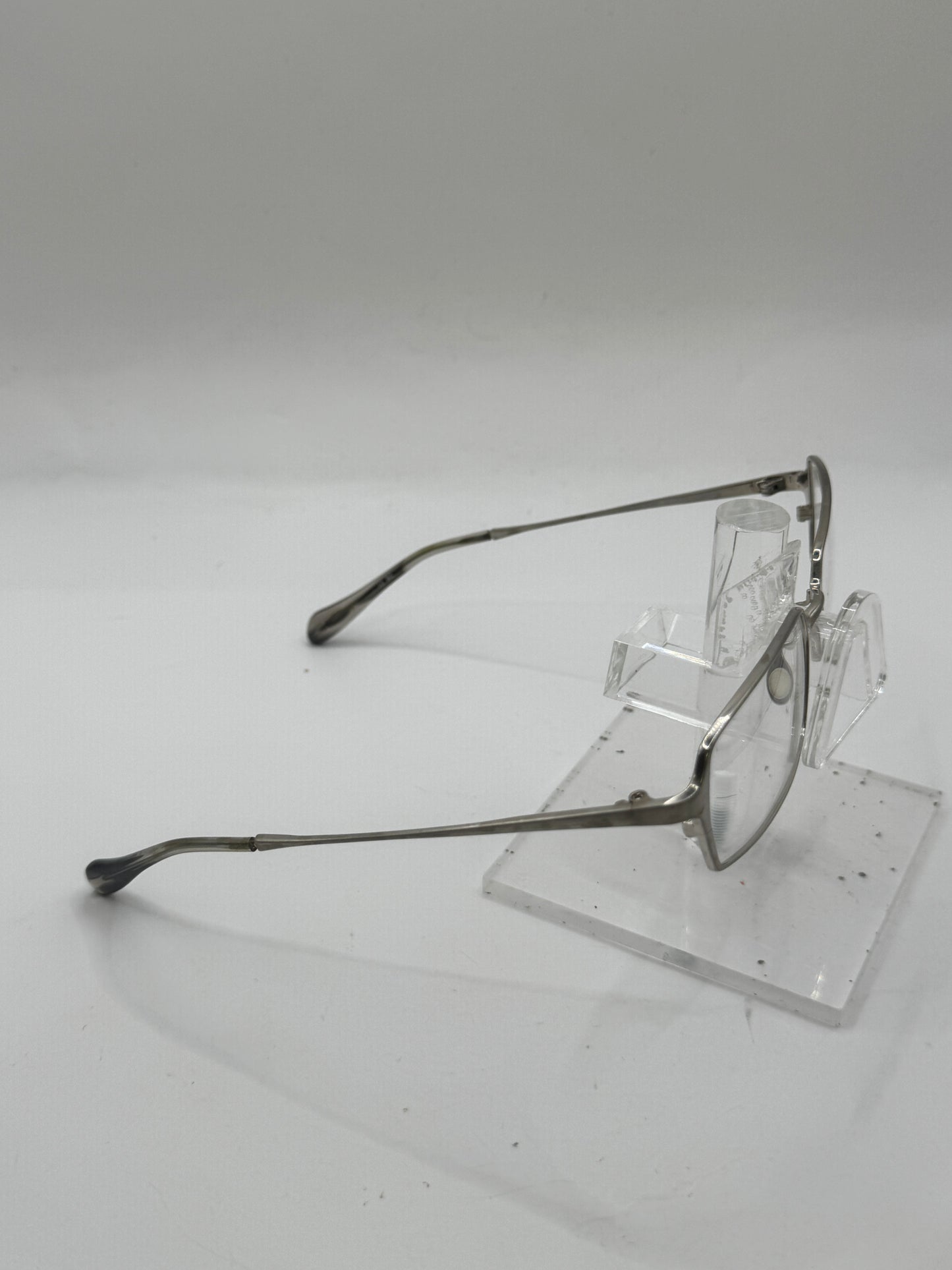 Oliver Peoples Becque Eyeglasses in color Charcoal