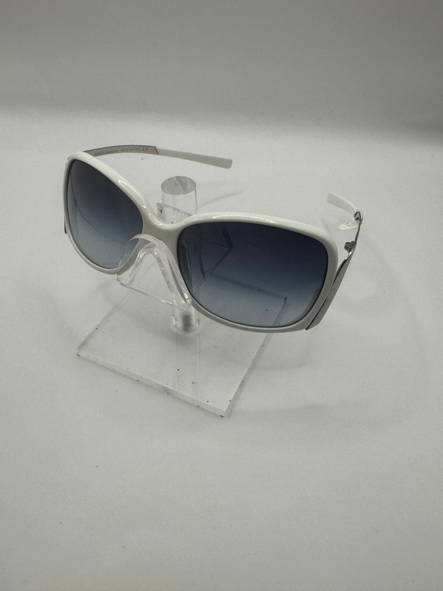 Dolce Gabbana 4015 Sunglasses in color 5088g