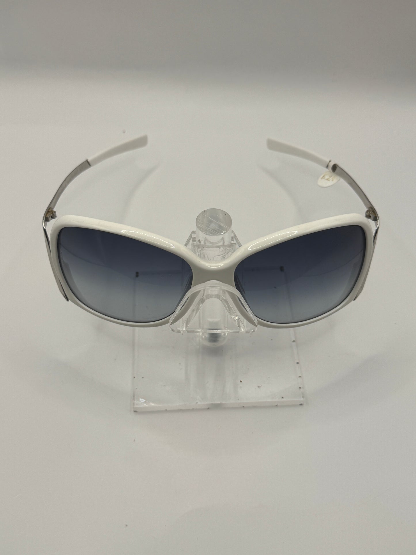 Dolce Gabbana 4015 Sunglasses in color 5088g