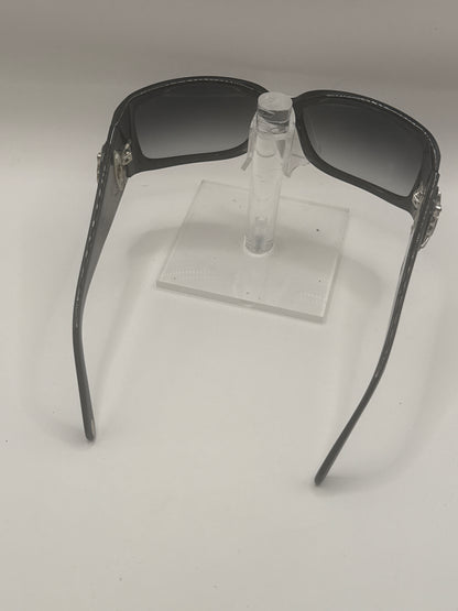 Tiffany 4017b Sunglasses in color 80013c