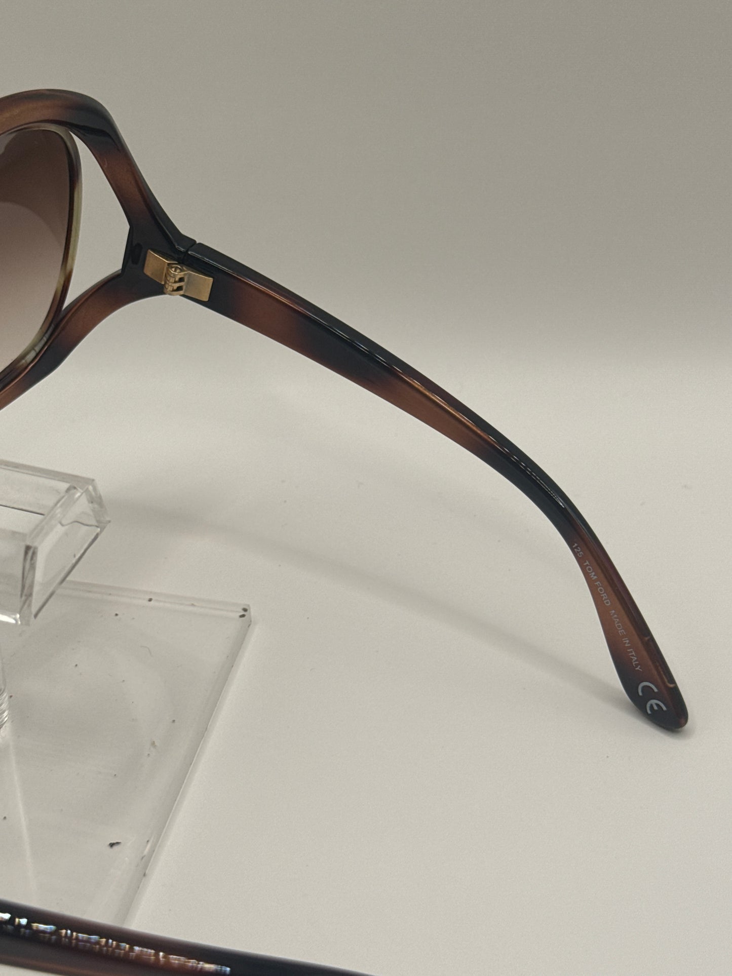 Tom Ford Jaquelin Tf100 Sunglasses in color 160