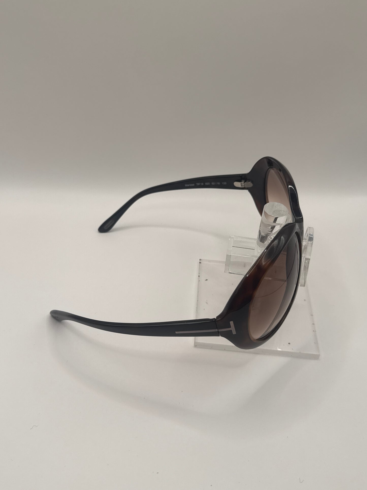Tom Ford Marissa Tf18 Sunglasses in color 820