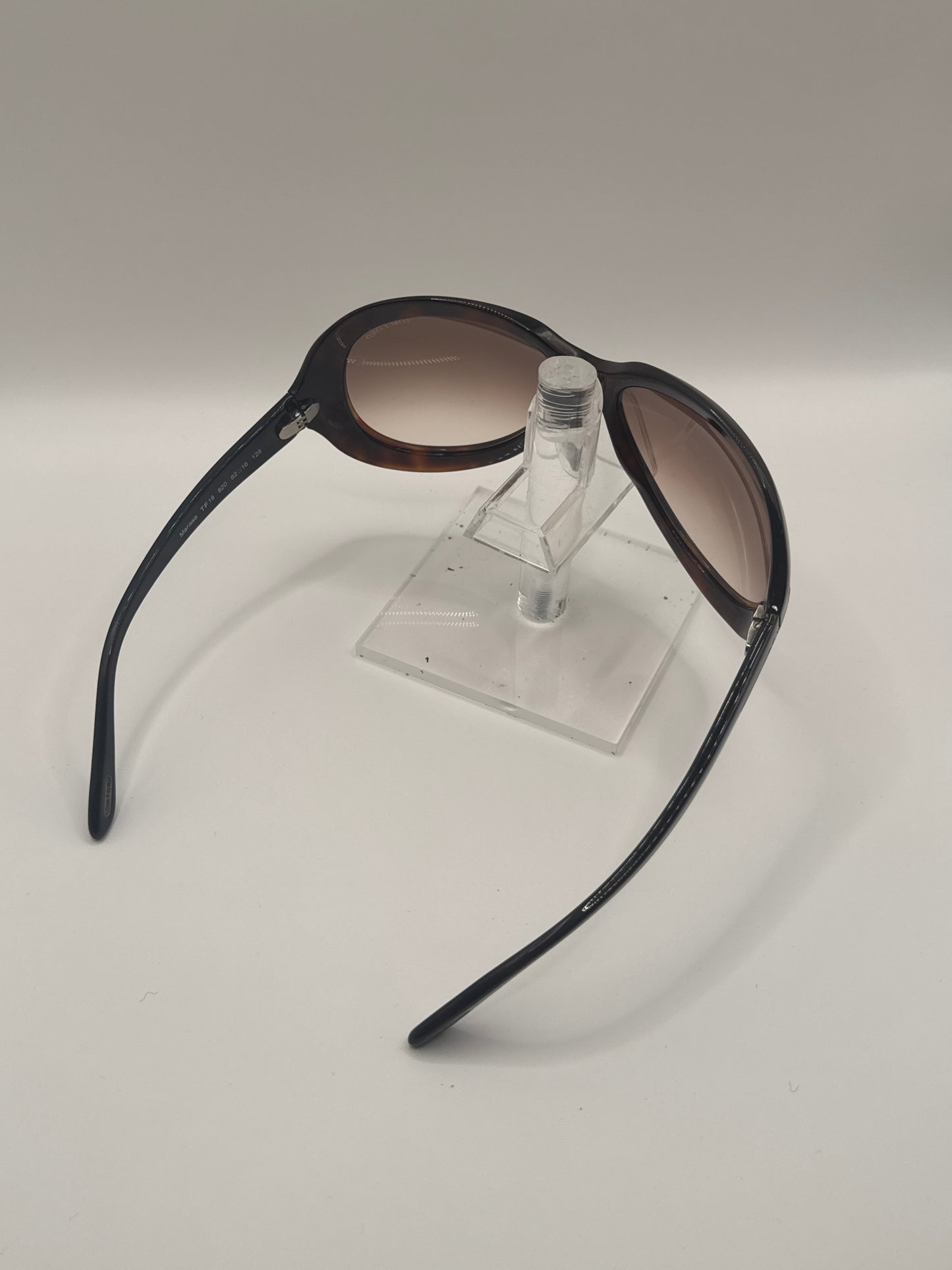 Tom Ford Marissa Tf18 Sunglasses in color 820