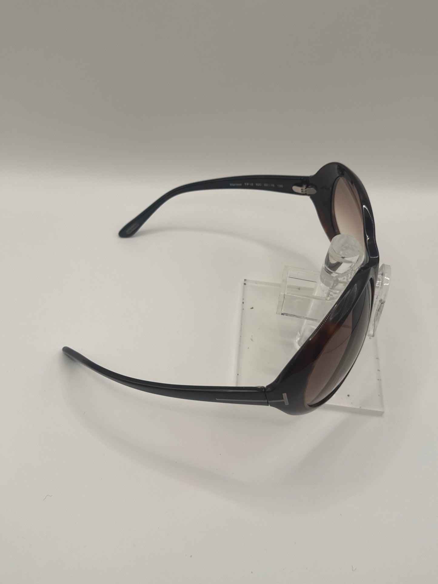 Tom Ford Marissa Tf18 Sunglasses in color 820