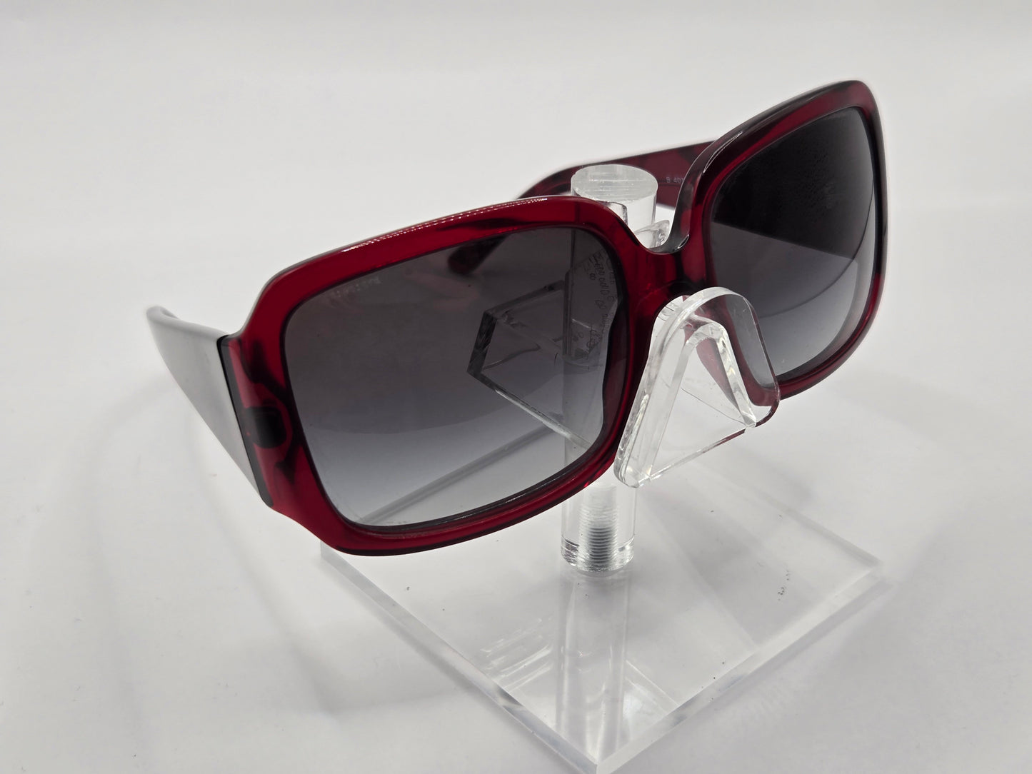 Burberry 4073 Sunglasses in color 316511