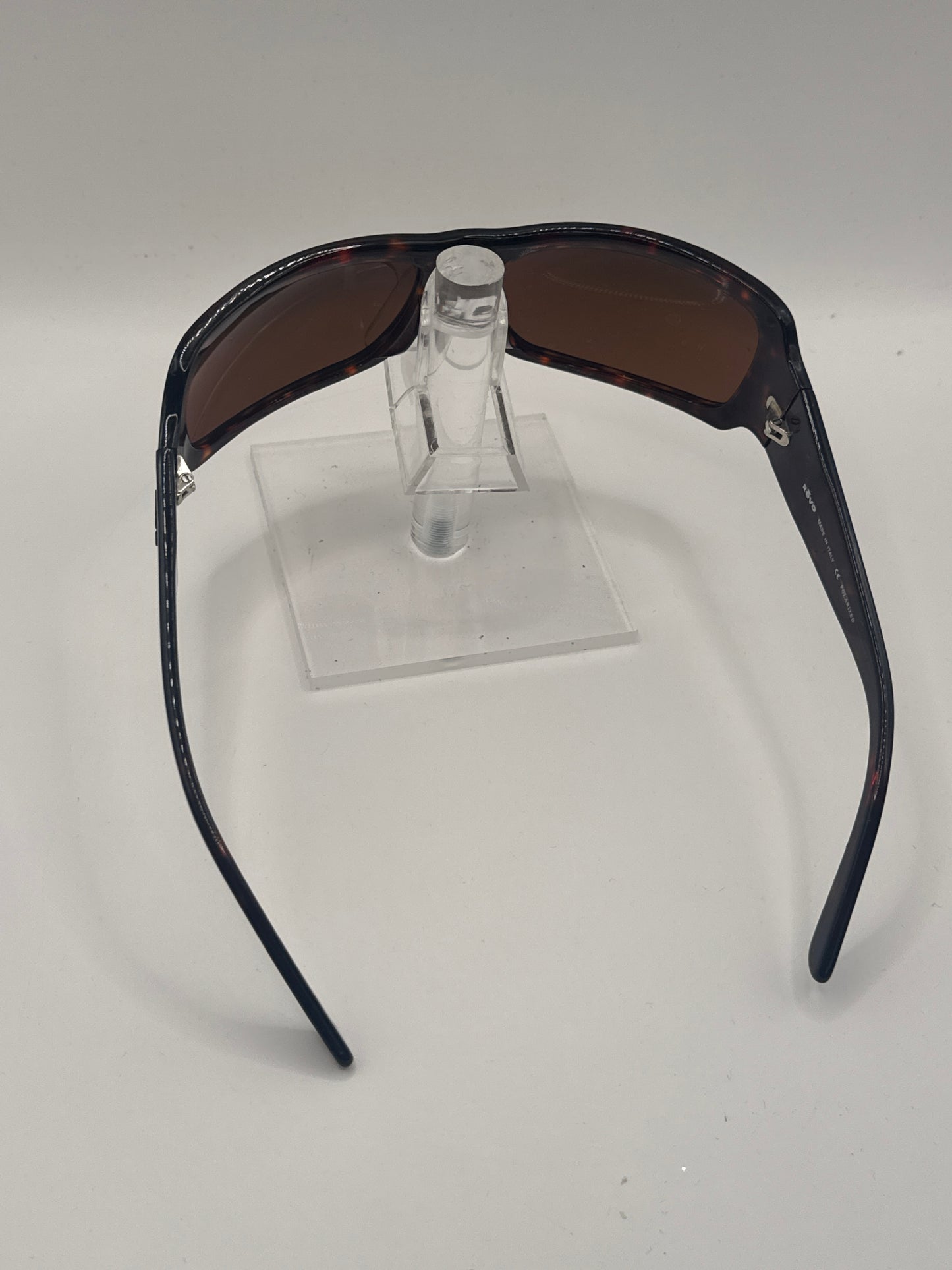 Revo 2041 Sunglasses in color 302j4