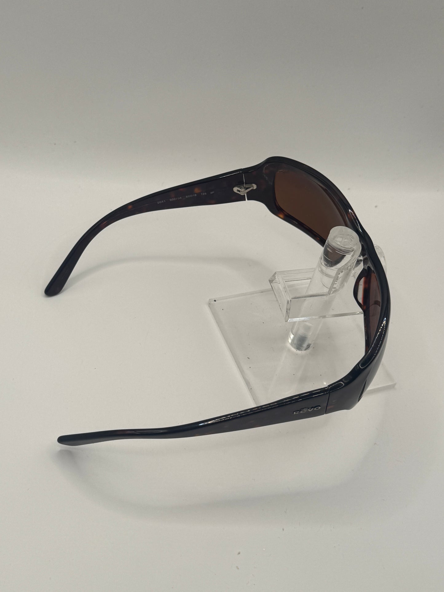 Revo 2041 Sunglasses in color 302j4