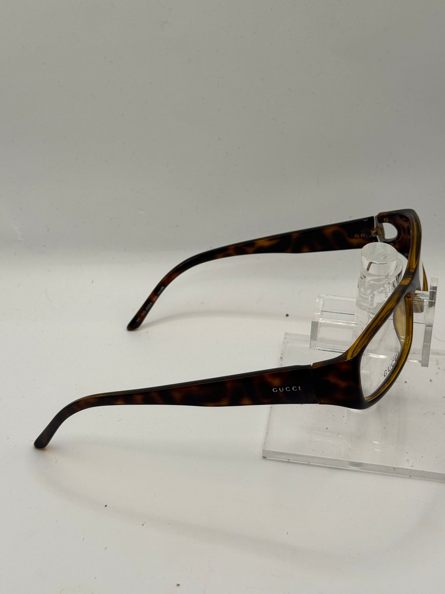 Gucci 2584 Eyeglasses in color 66b00