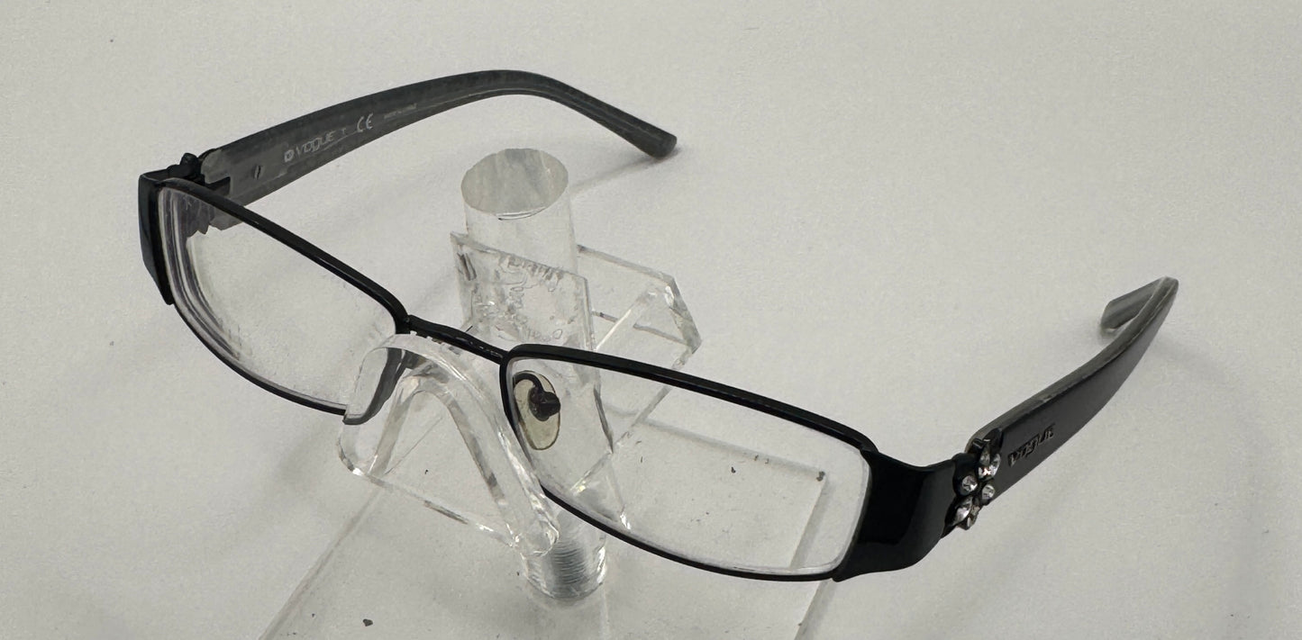 Vogue 3659b Eyeglasses in color 352