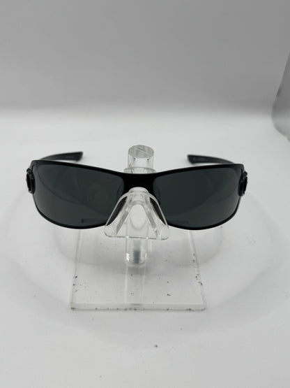 Gucci 2739 Sunglasses in color Bksp9