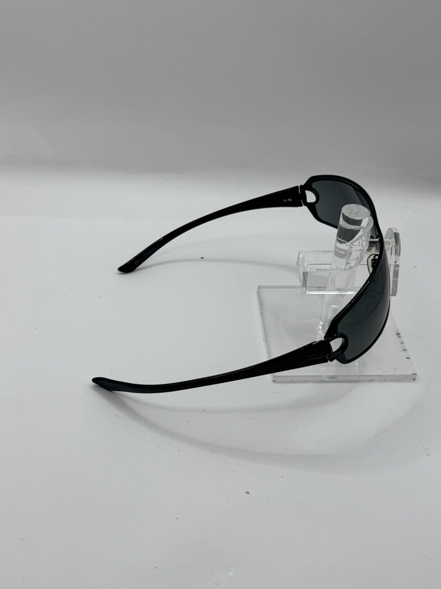 Gucci 2739 Sunglasses in color Bksp9