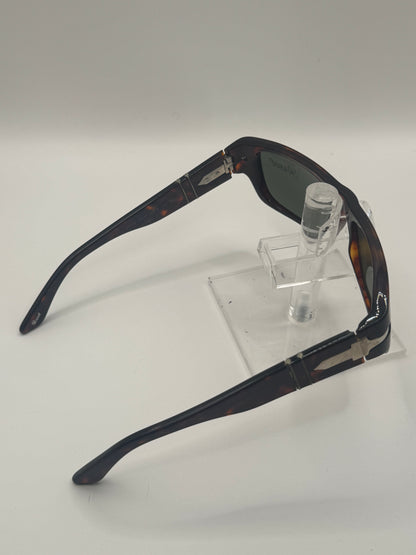 Persol 2910 Sunglasses in color 2431