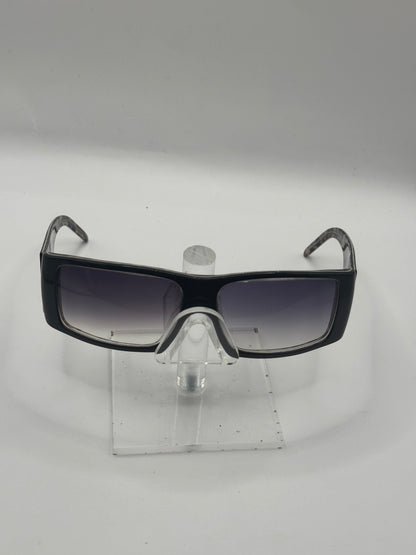 Dolce Gabbana 4011 Sunglasses in color 5608g