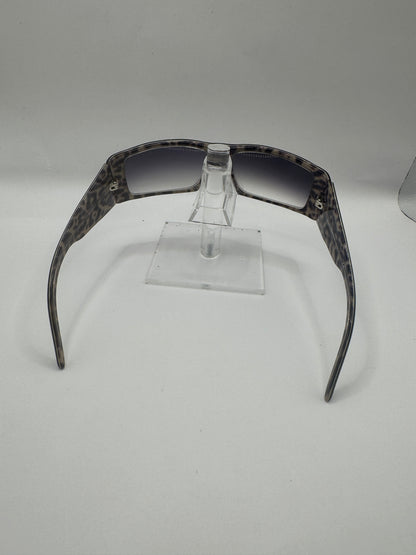 Dolce Gabbana 4011 Sunglasses in color 5608g