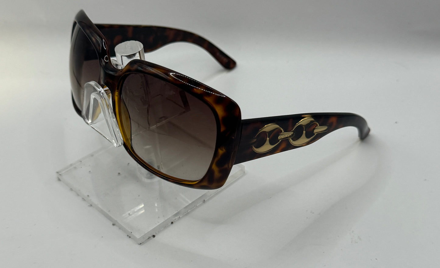 Gucci 3062 Sunglasses in color U72cc