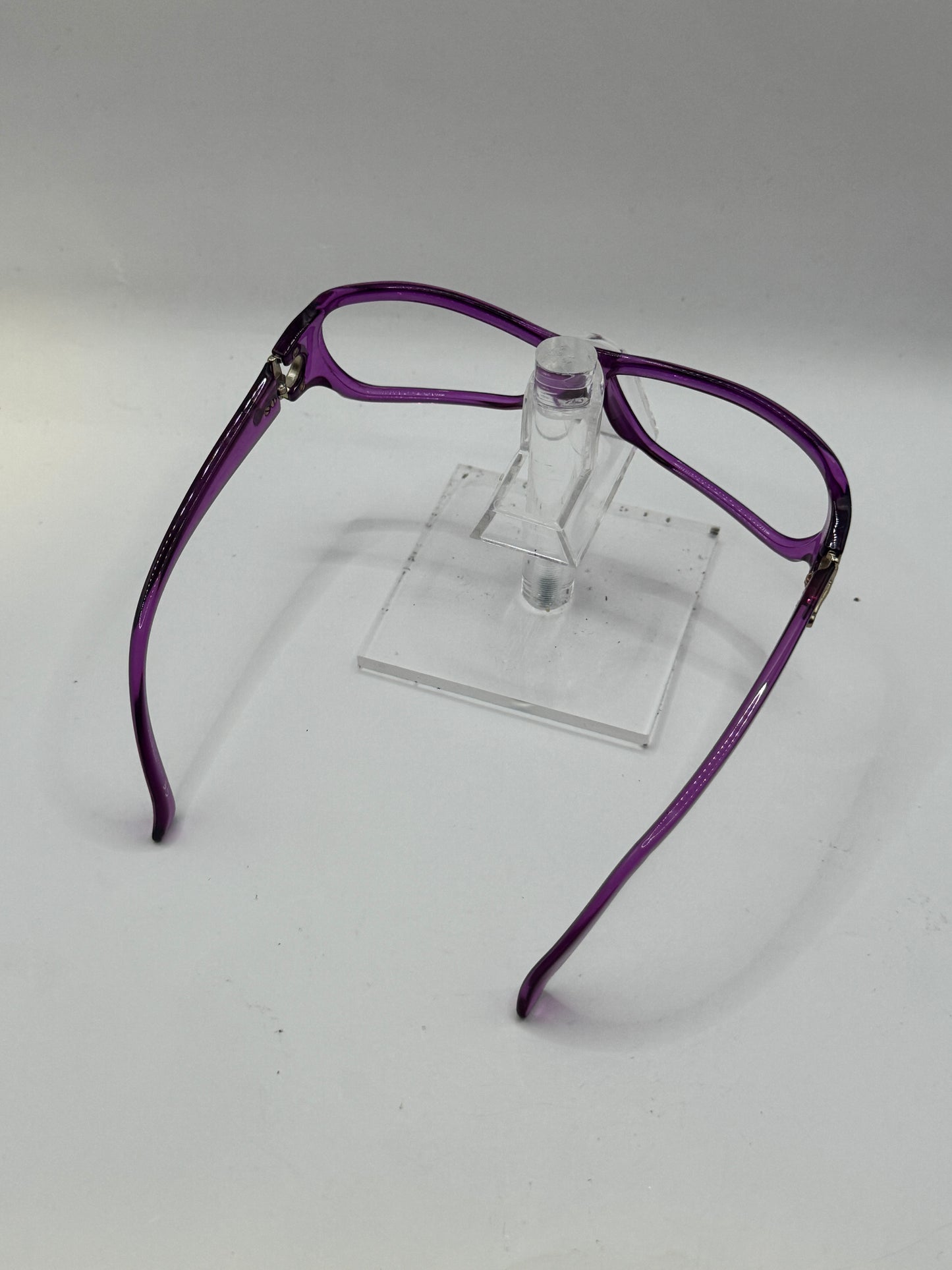 Gucci 2574 Sunglasses in color Pt2tg