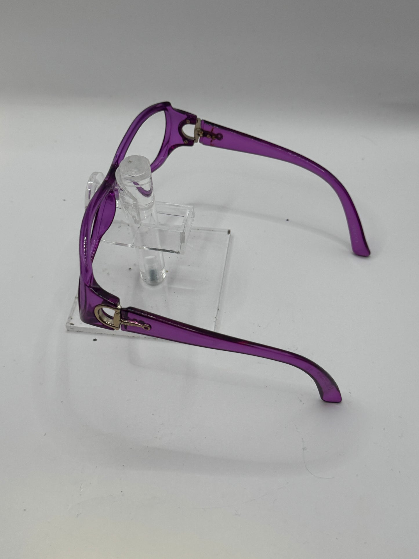 Gucci 2574 Sunglasses in color Pt2tg