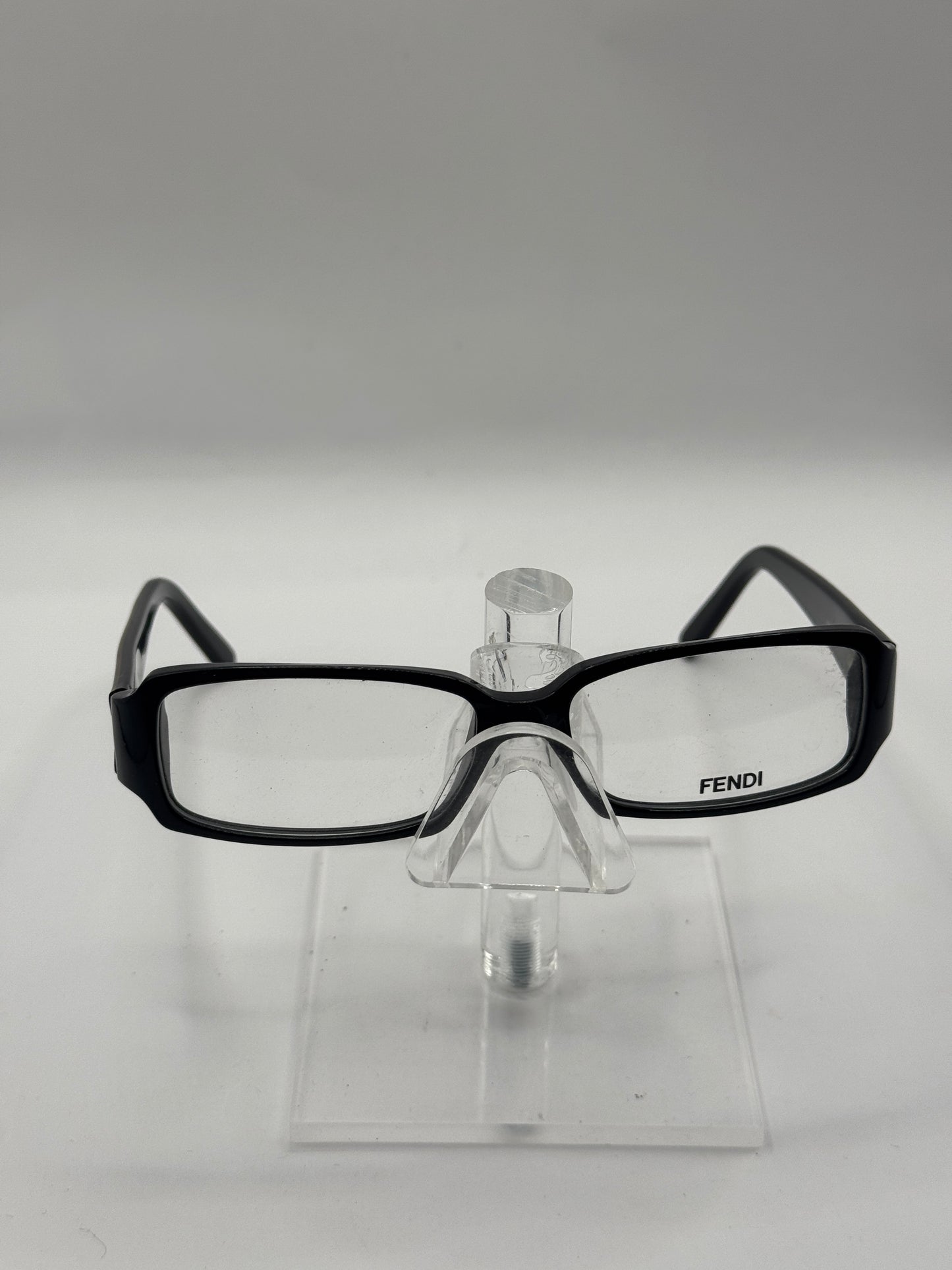 Fendi 684 Eyeglasses in color 001