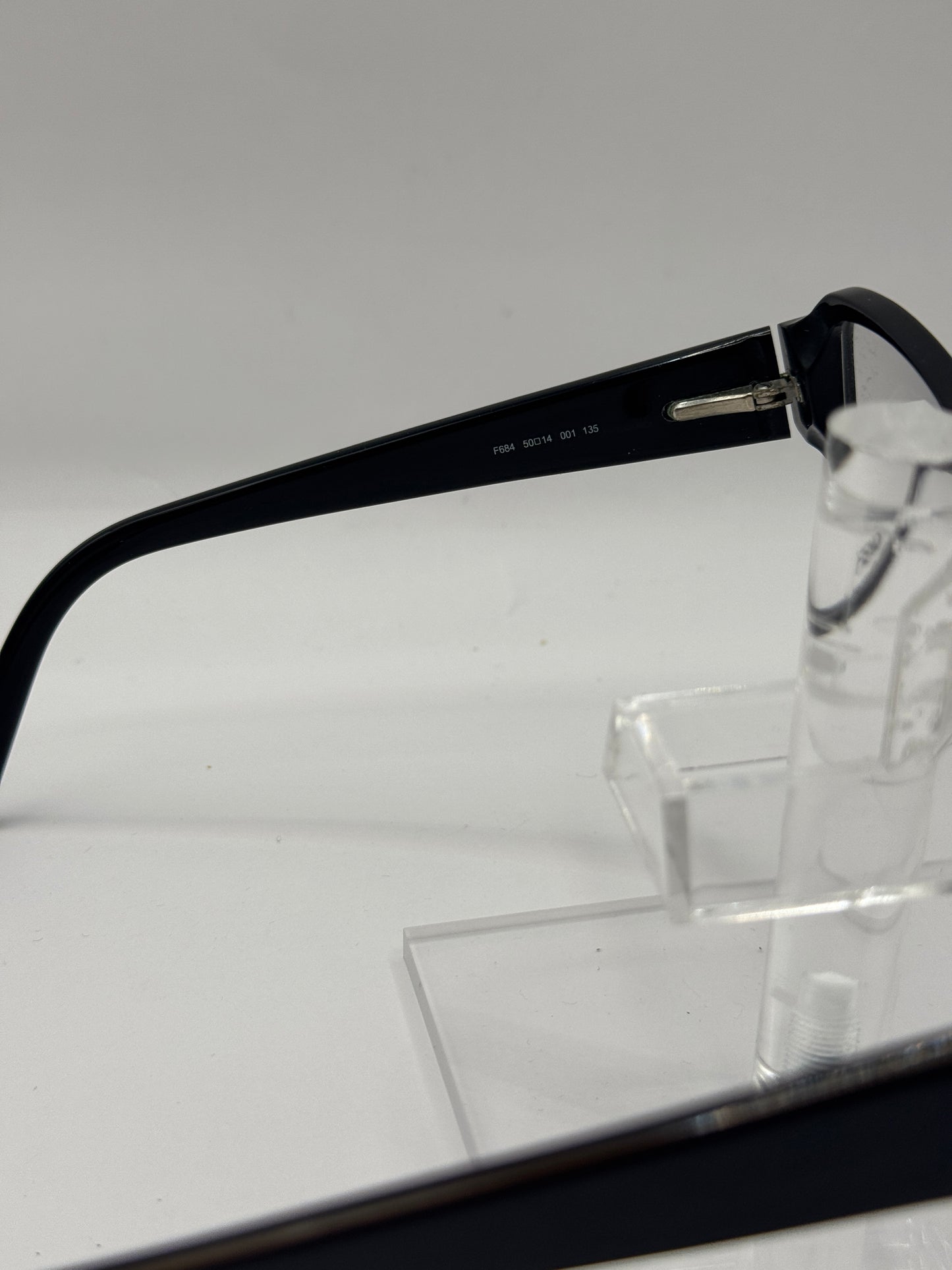 Fendi 684 Eyeglasses in color 001