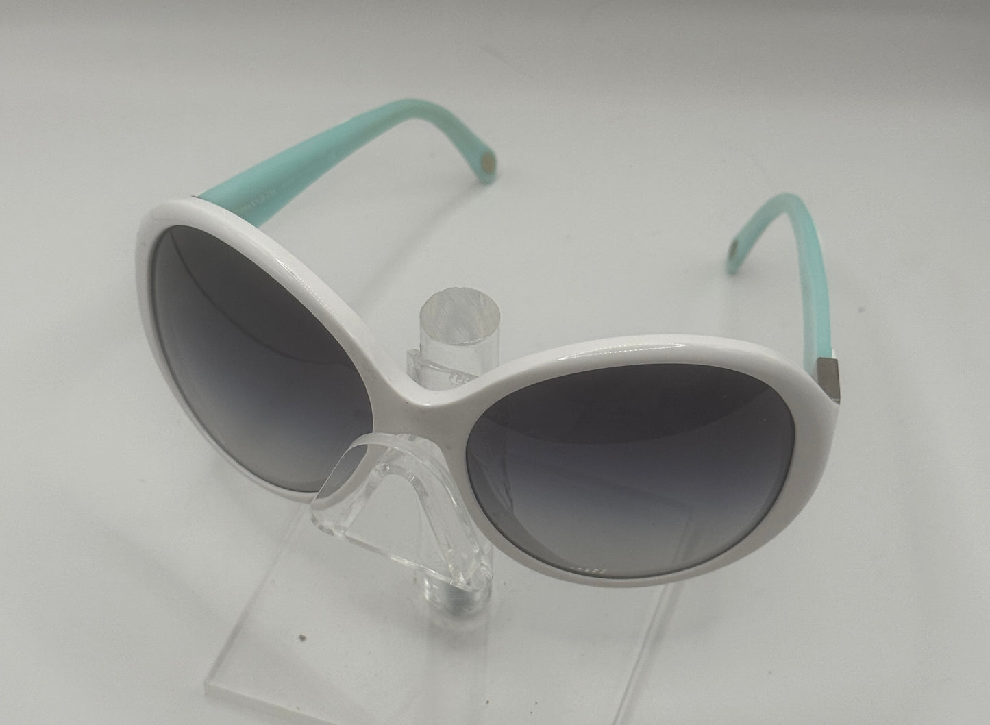 Tiffany 4022b Sunglasses in color 80273c