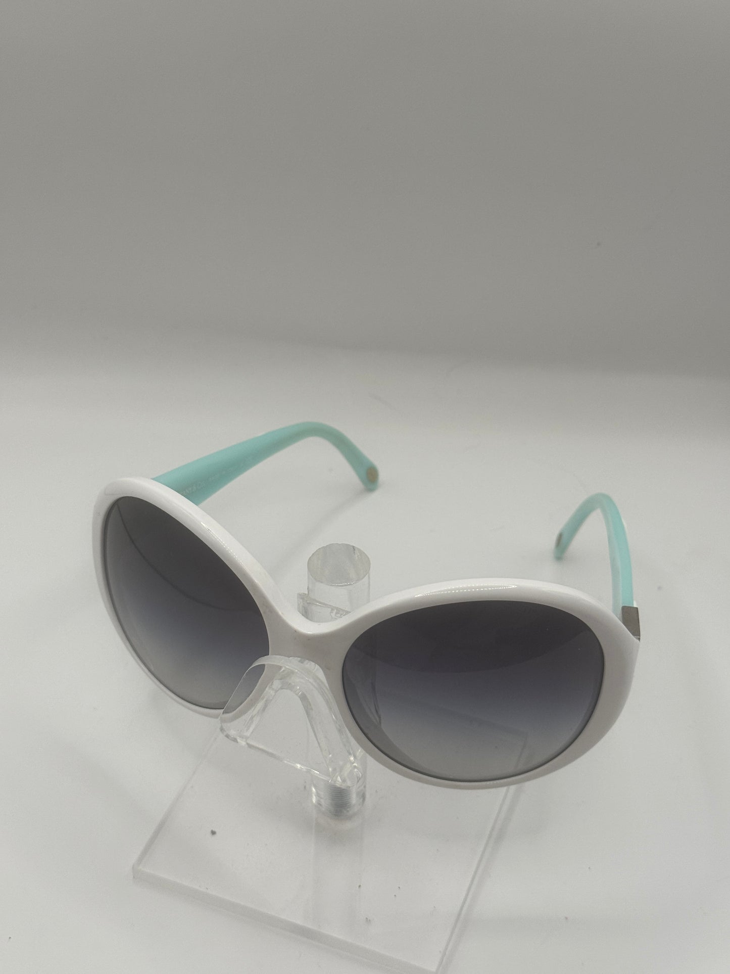 Tiffany 4022b Sunglasses in color 80273c