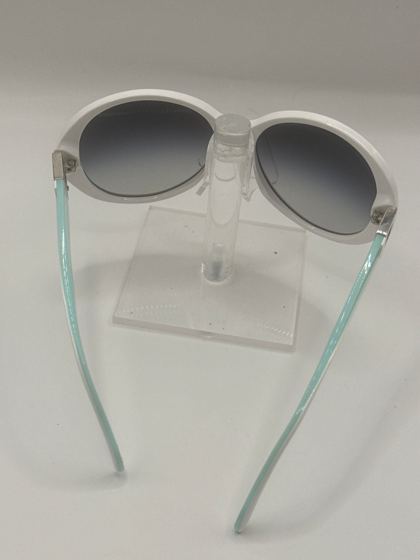 Tiffany 4022b Sunglasses in color 80273c