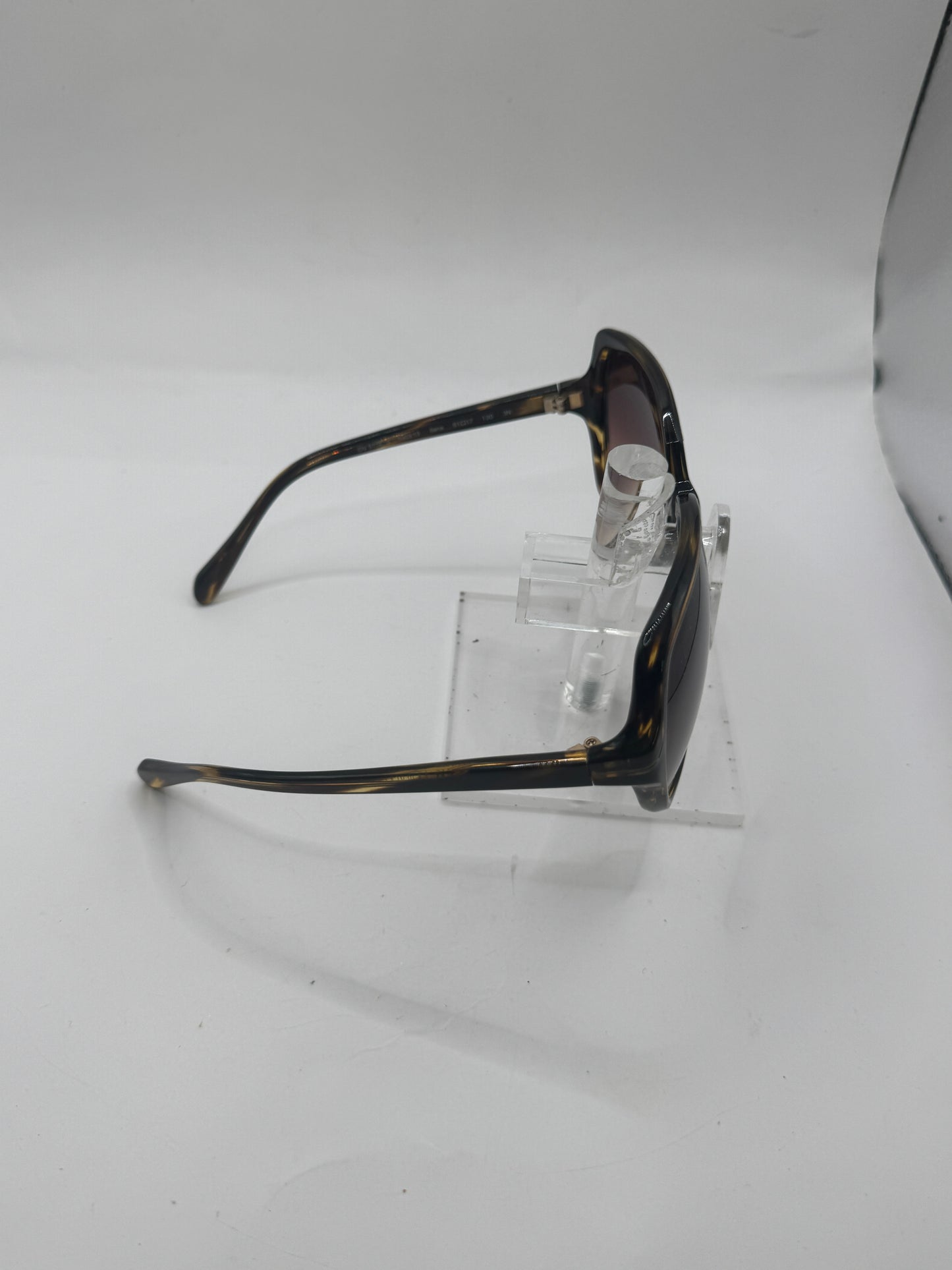 Oliver Peoples Ilana Sunglasses in color Cocobolo