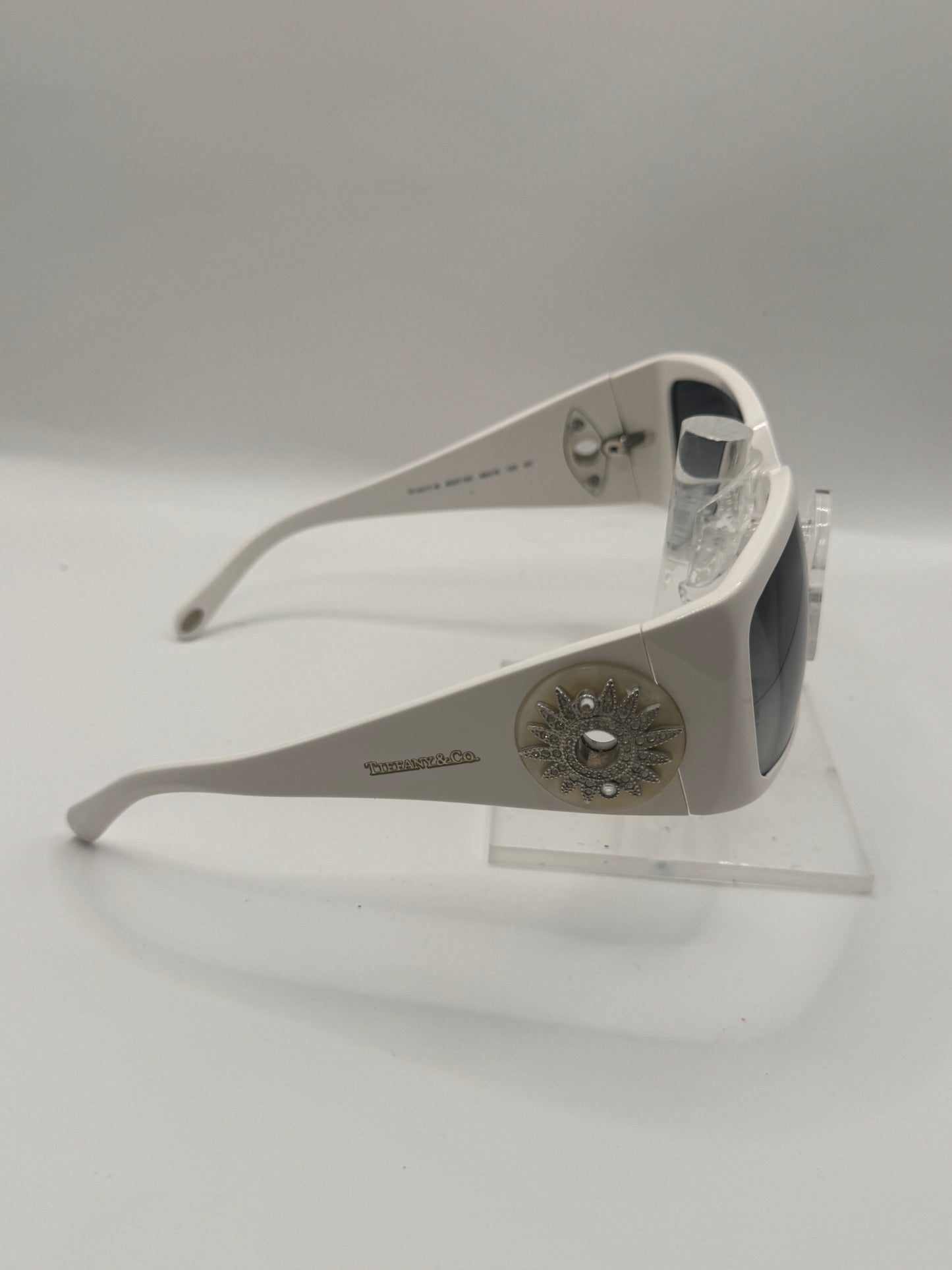 Tiffany 4017b Sunglasses in color 80273c