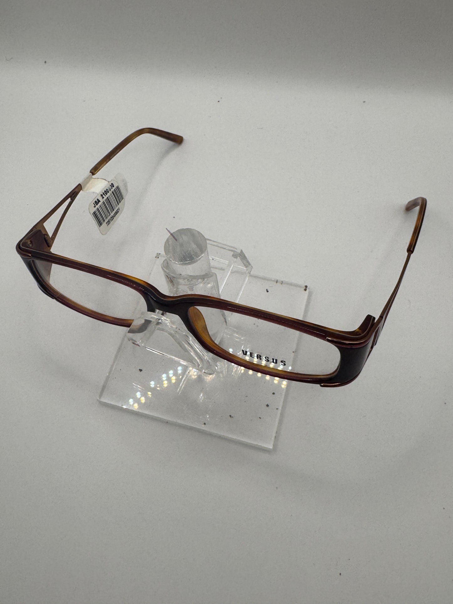 Versus 8026 Eyeglasses in color 495