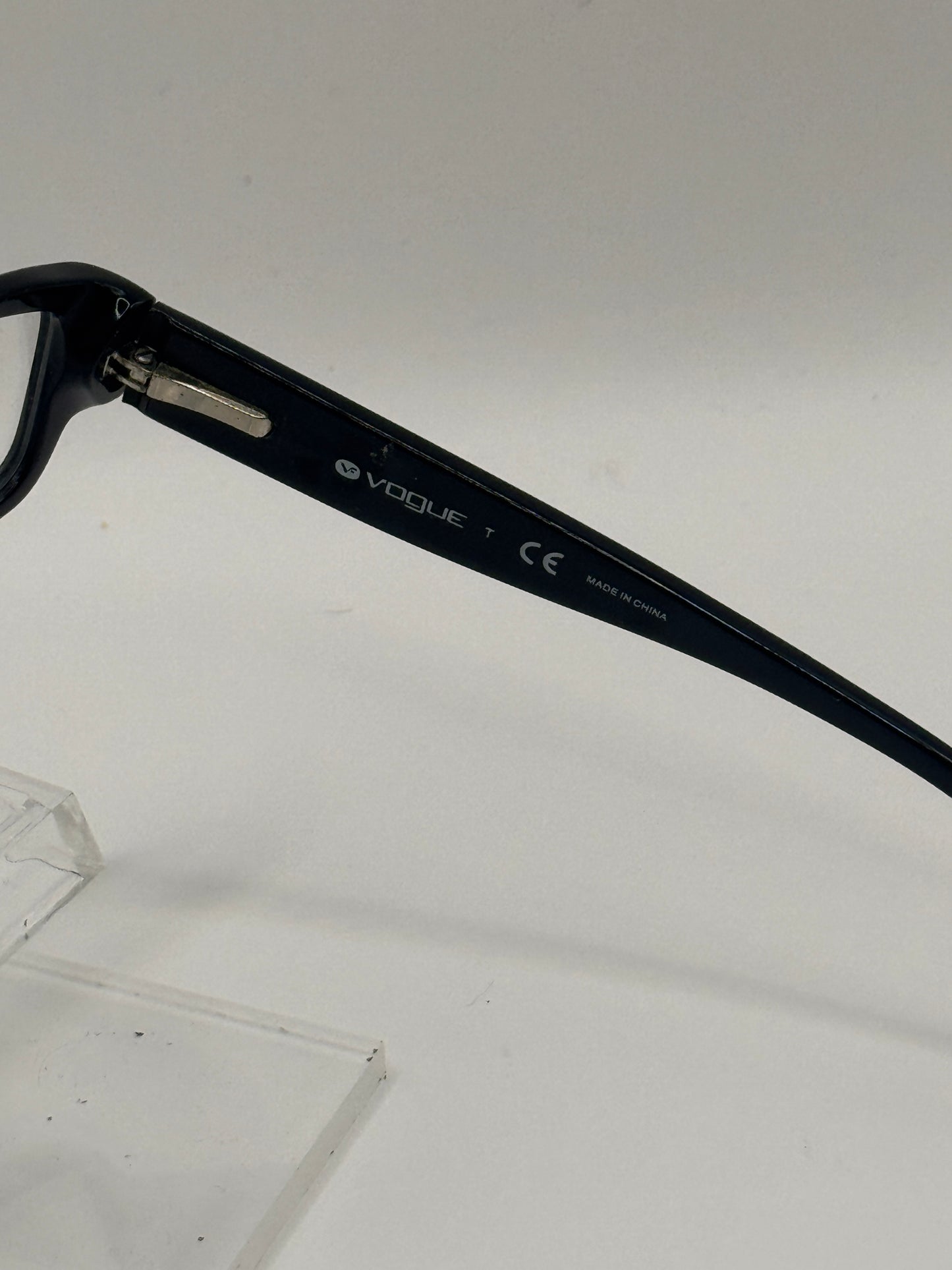 Vogue 2625b Eyeglasses in color W44