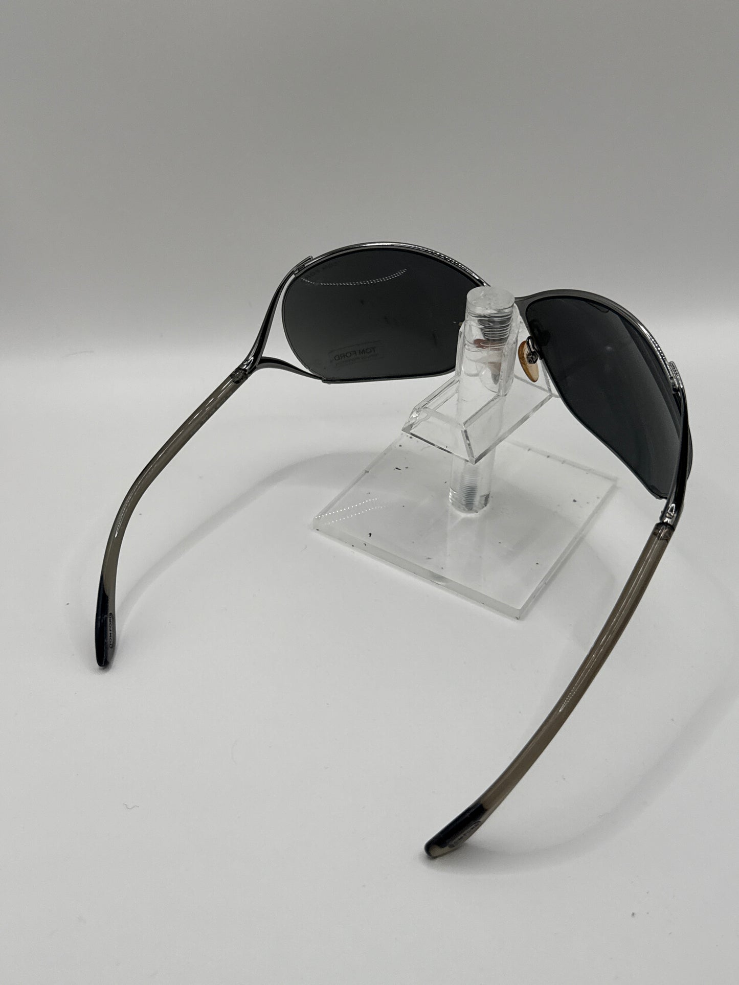 Tom Ford Anjelica Tf07 Sunglasses in color A36