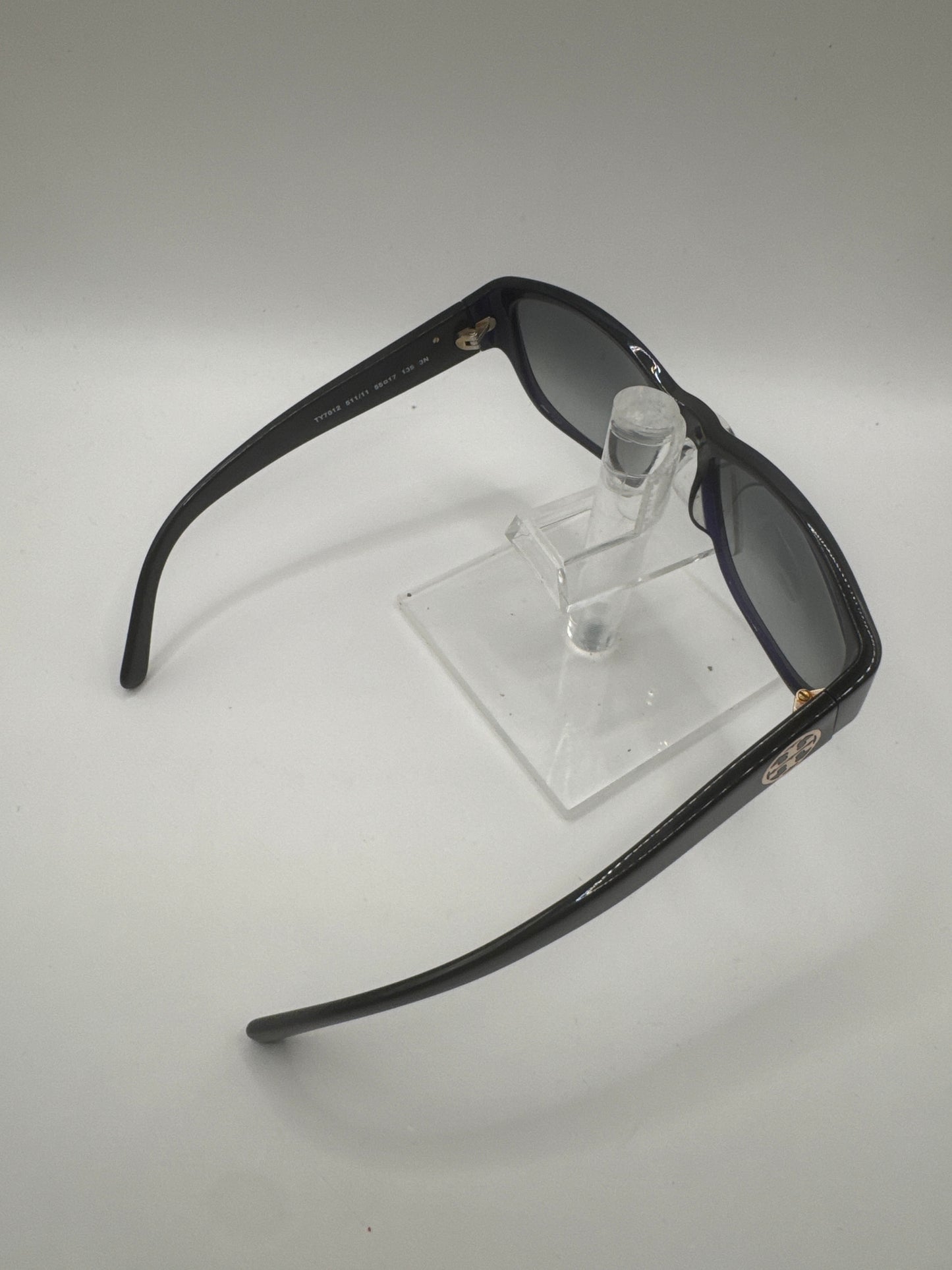 Tory Burch 7012 Sunglasses in color 51111