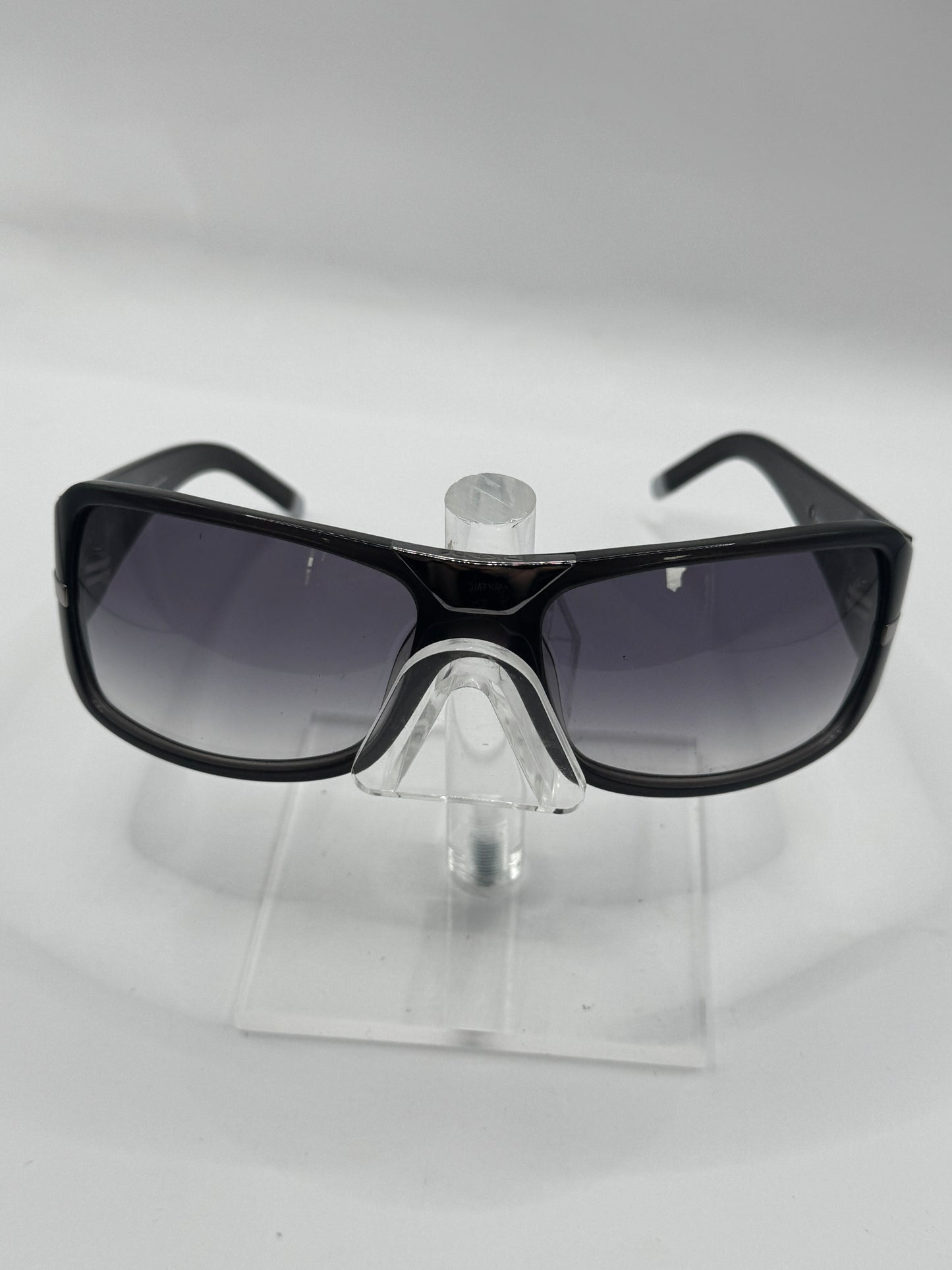 Dkny 4035 Sunglasses in color 329911