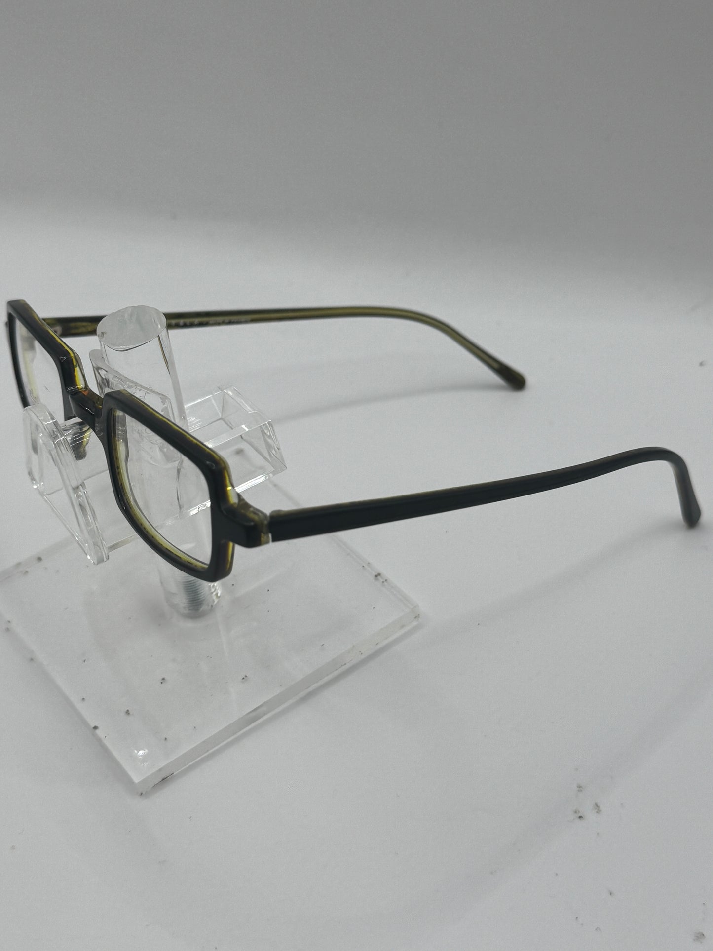 Lafont Tilt Eyeglasses in color 104
