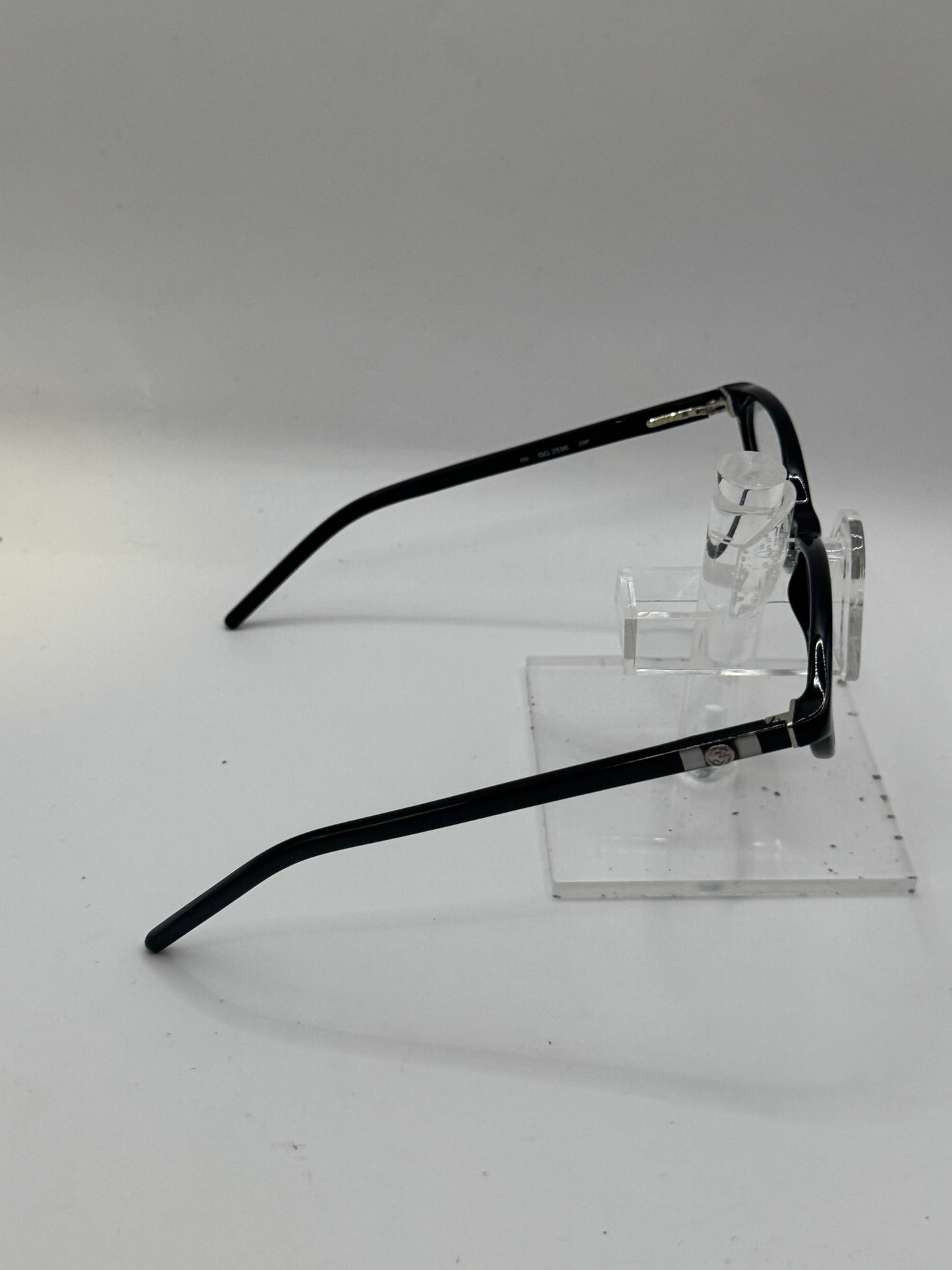 Gucci 2596 Eyeglasses in color Z8p00