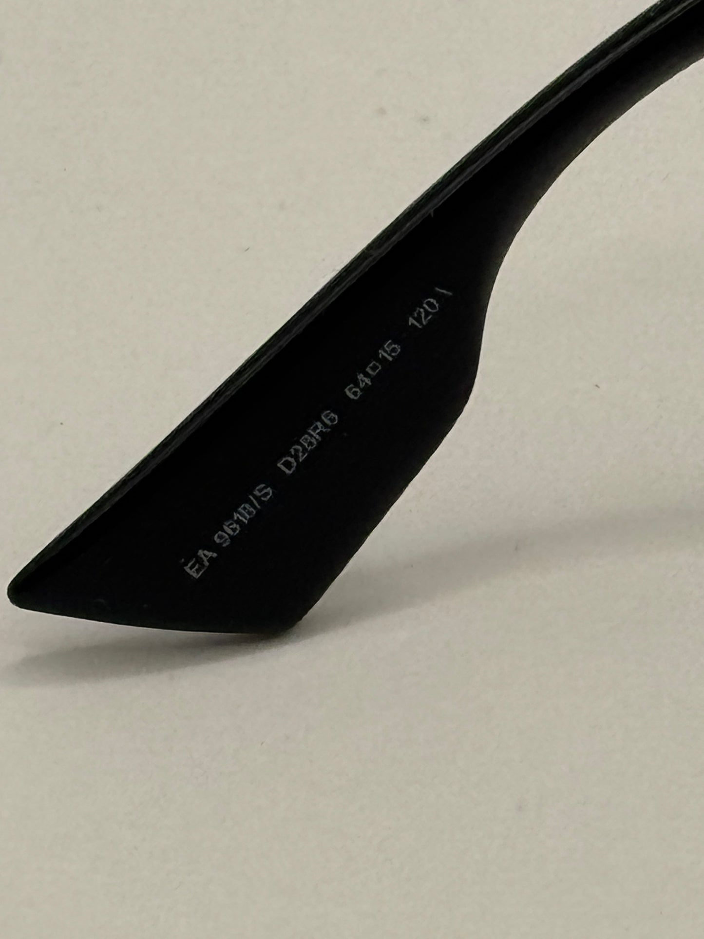 Emporio Armani 9618 Sunglasses in color D28r6