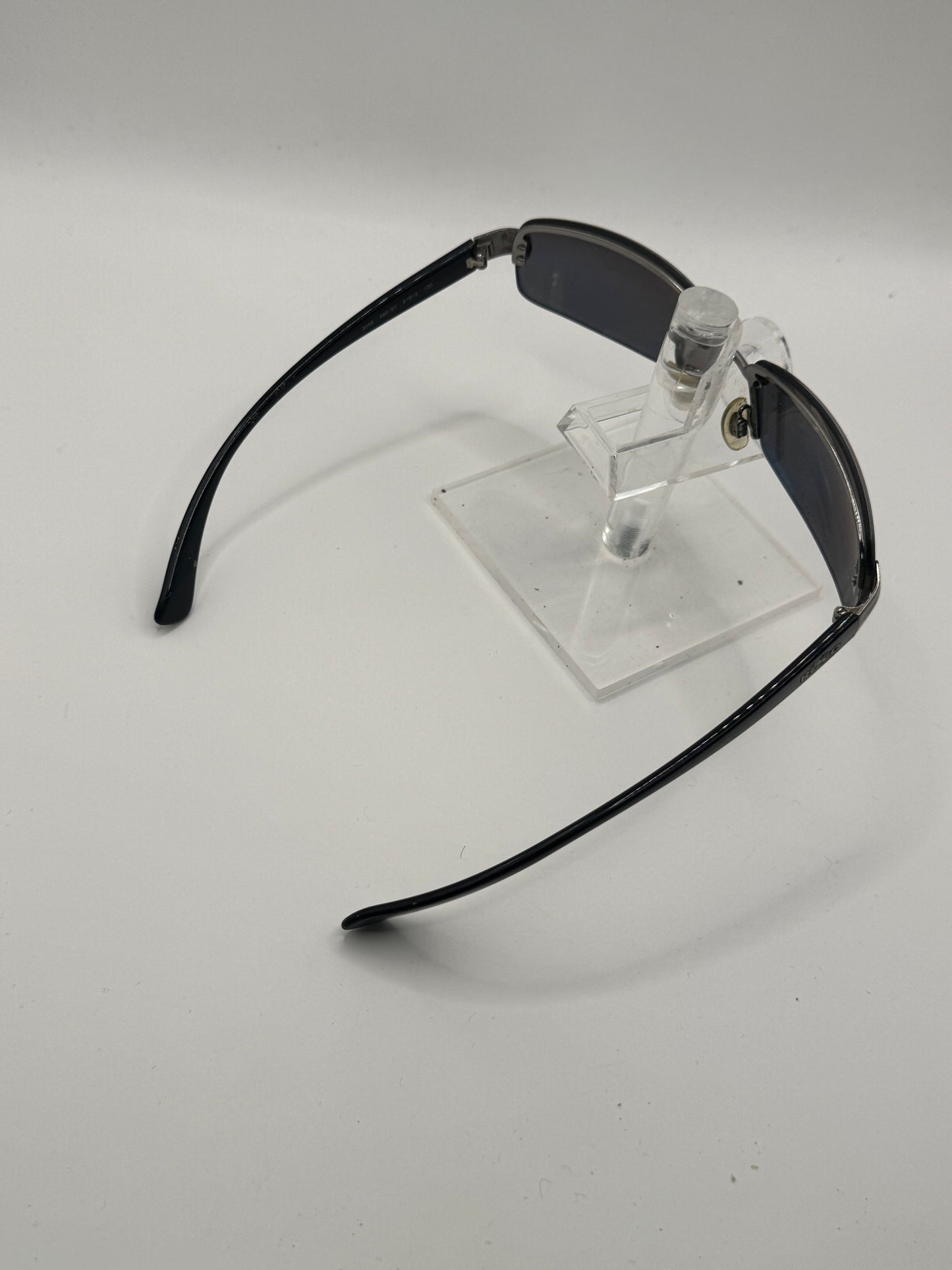 Revo 3056 Sunglasses in color 0809v