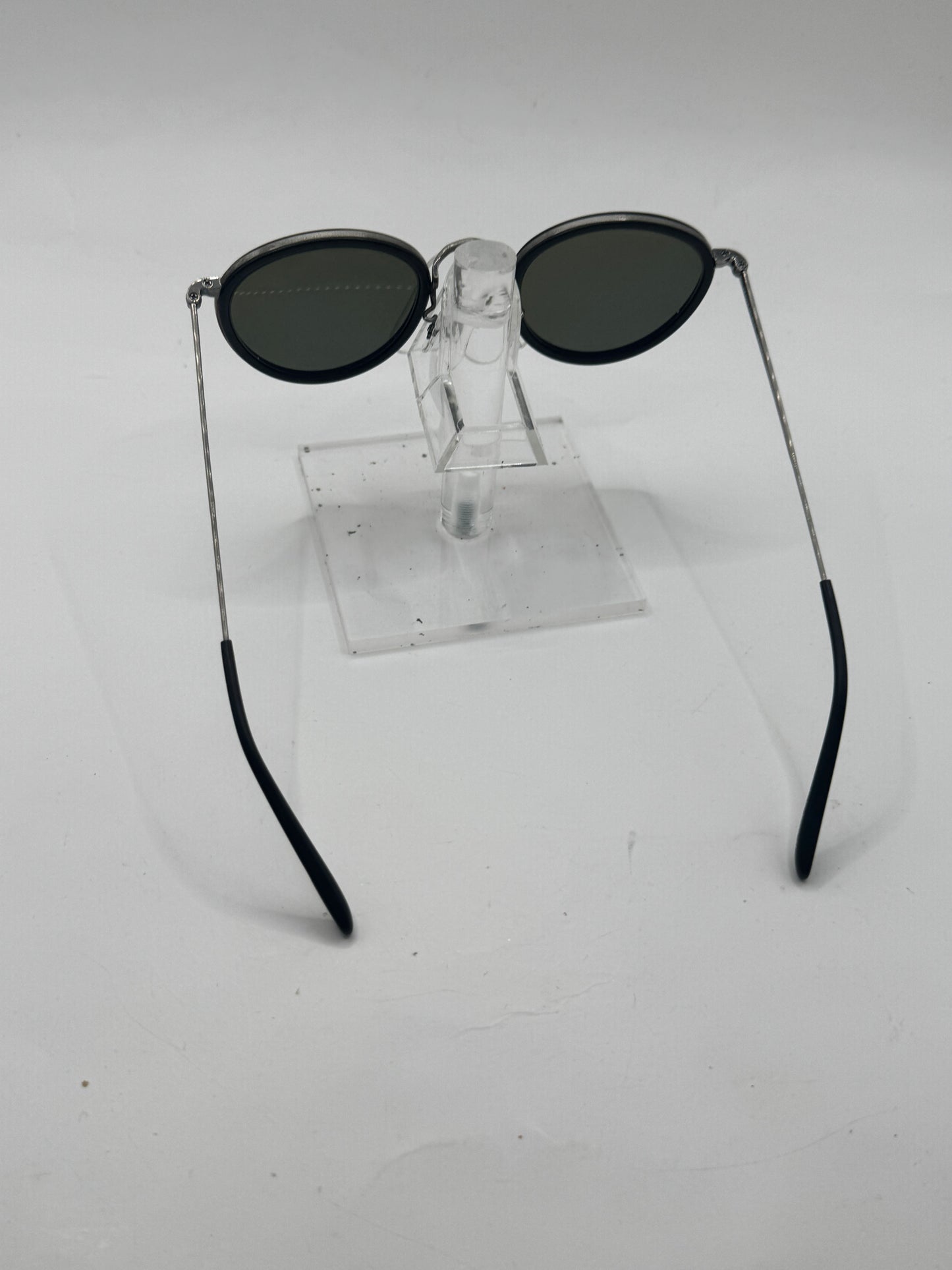 Oliver Peoples 1104 Sunglasses in color Mbk