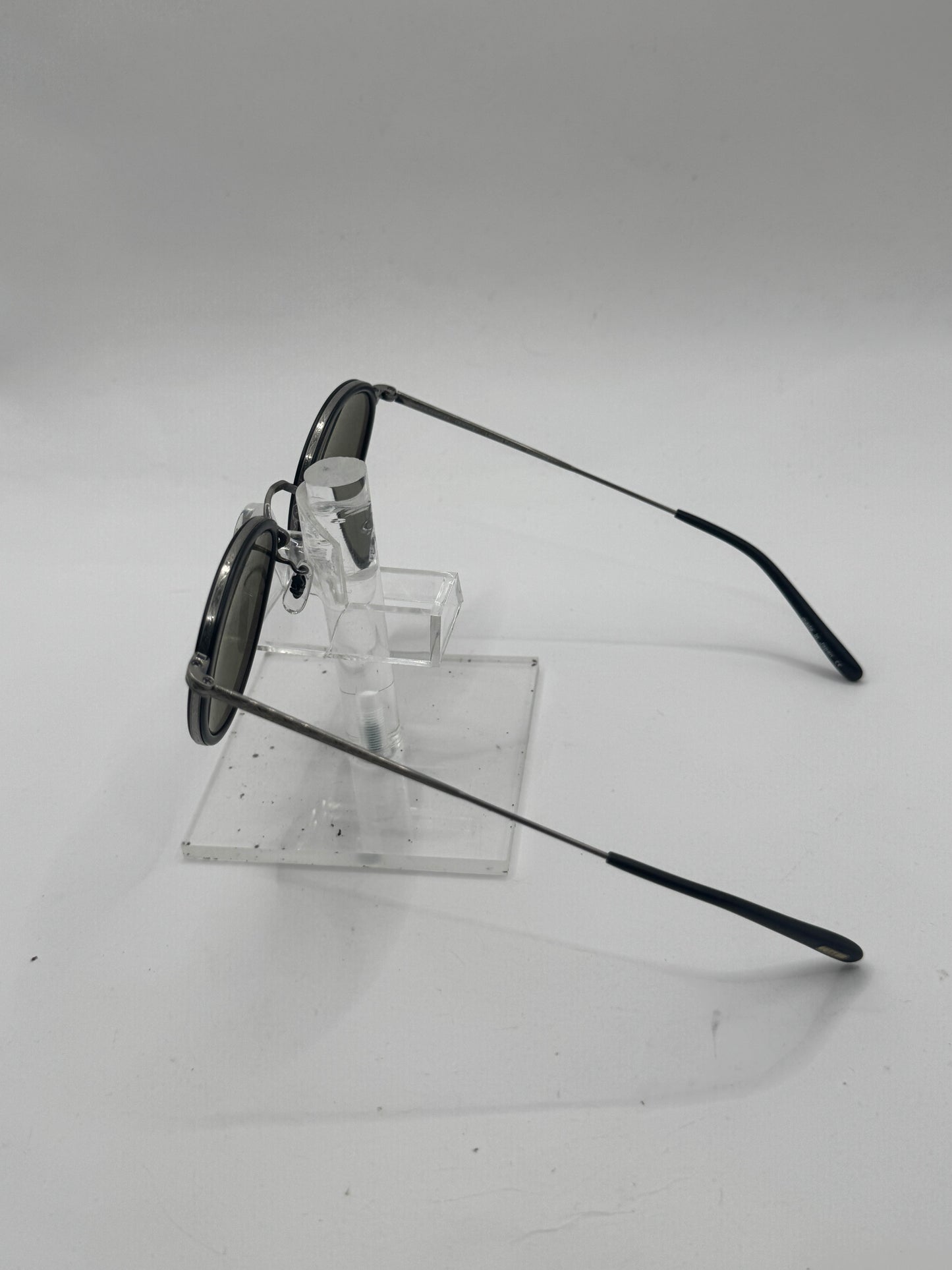 Oliver Peoples 1104 Sunglasses in color Mbk