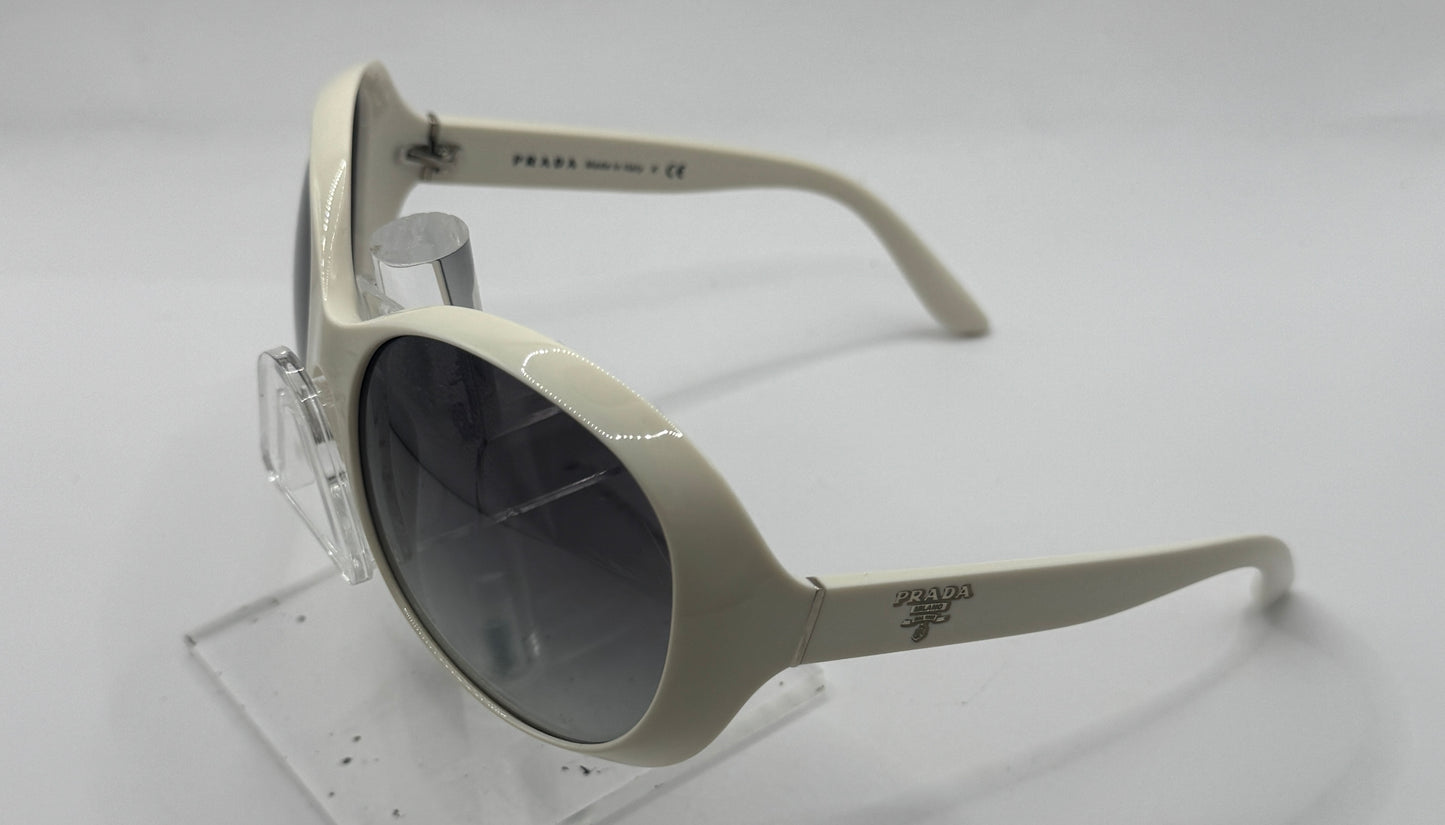Prada Spr04o Sunglasses in color 7s33m1