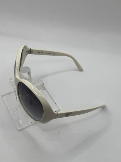 Prada Spr04o Sunglasses in color 7s33m1
