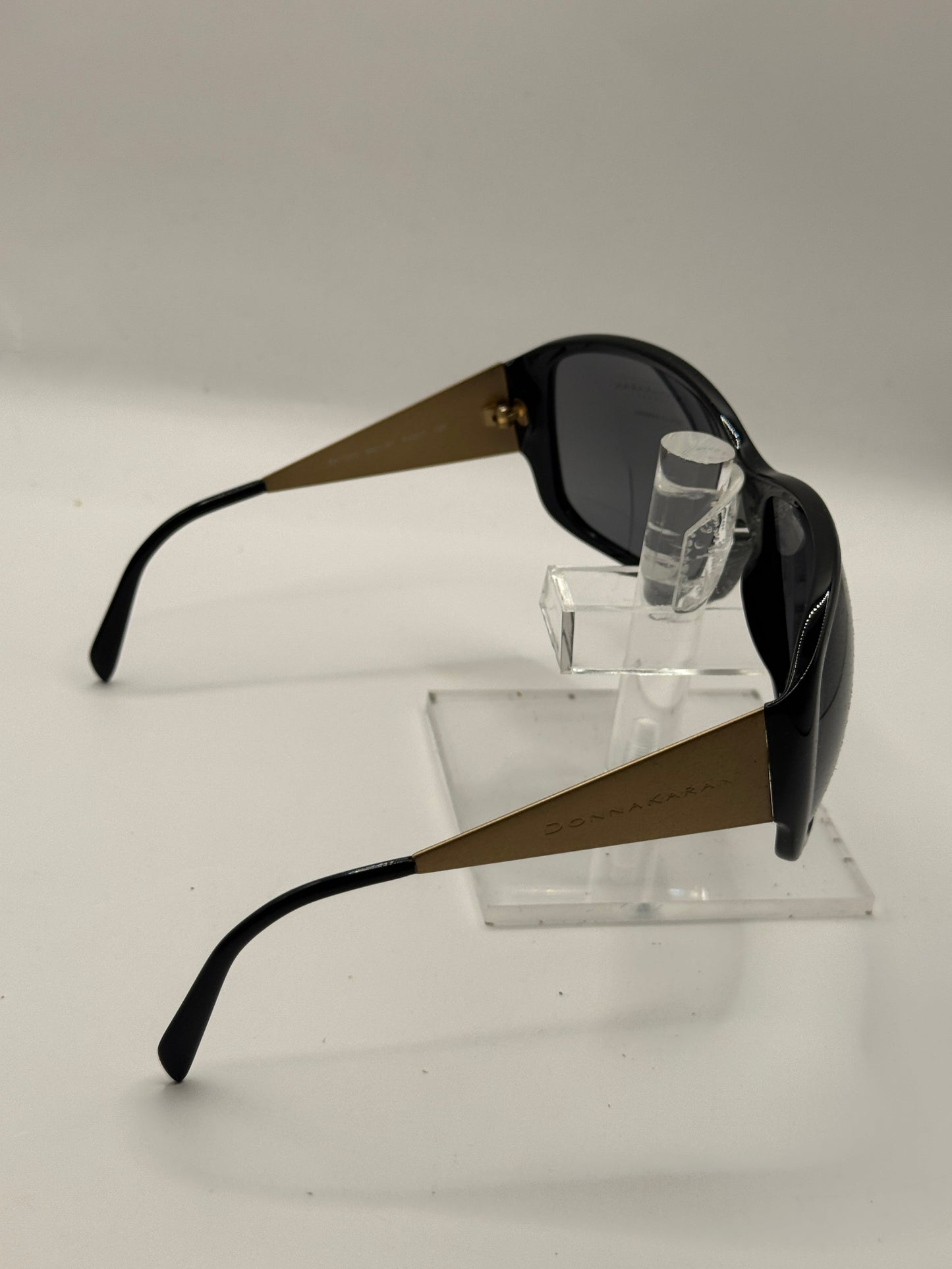 Donna Karan 1033 Sunglasses in color 300187