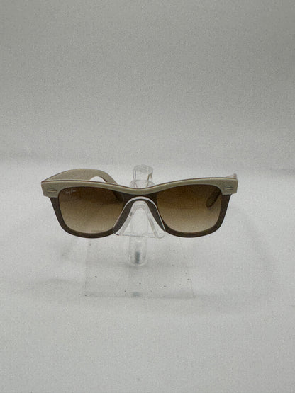 Ray Ban 2143 Sunglasses in color 97351