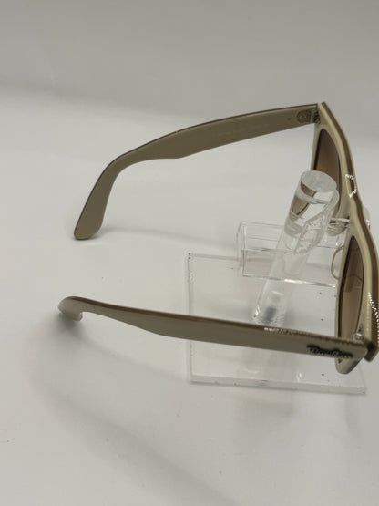 Ray Ban 2143 Sunglasses in color 97351