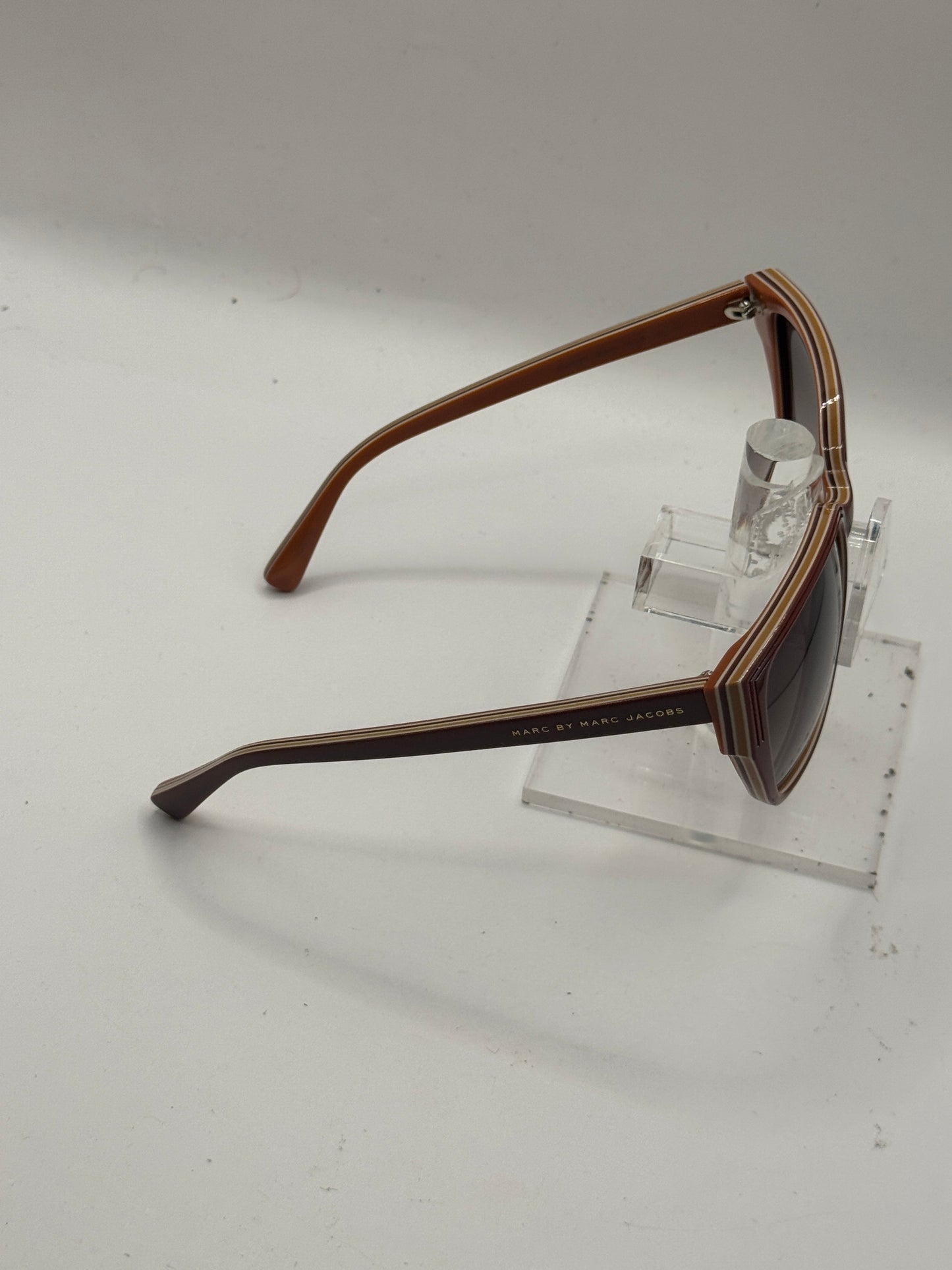 Marc By Mj 238 Sunglasses in color Qx2ha