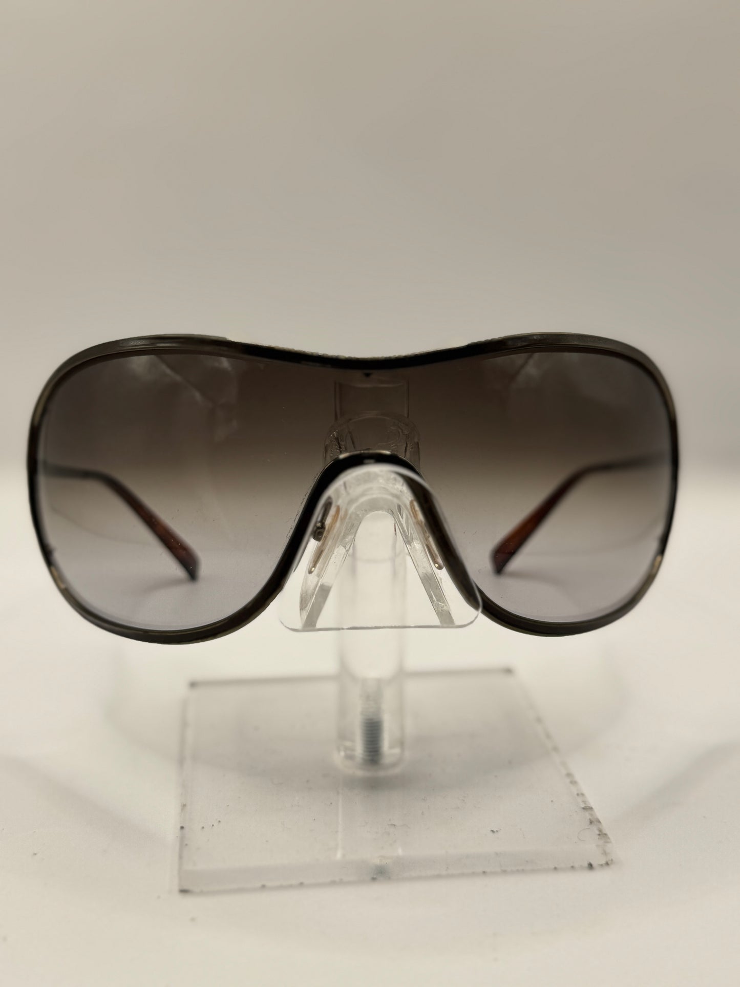Giorgio Armani 562 Sunglasses in color Qnw9b