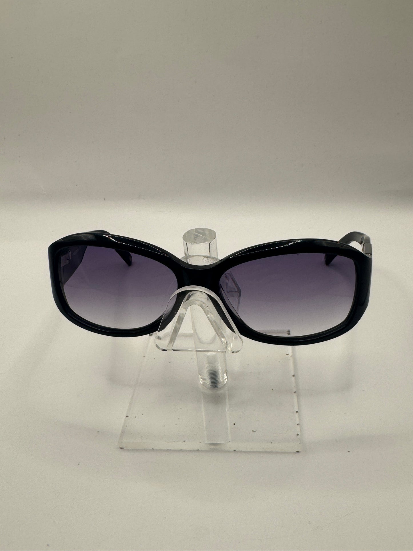 Nine West Timeless Sunglasses in color 807y7