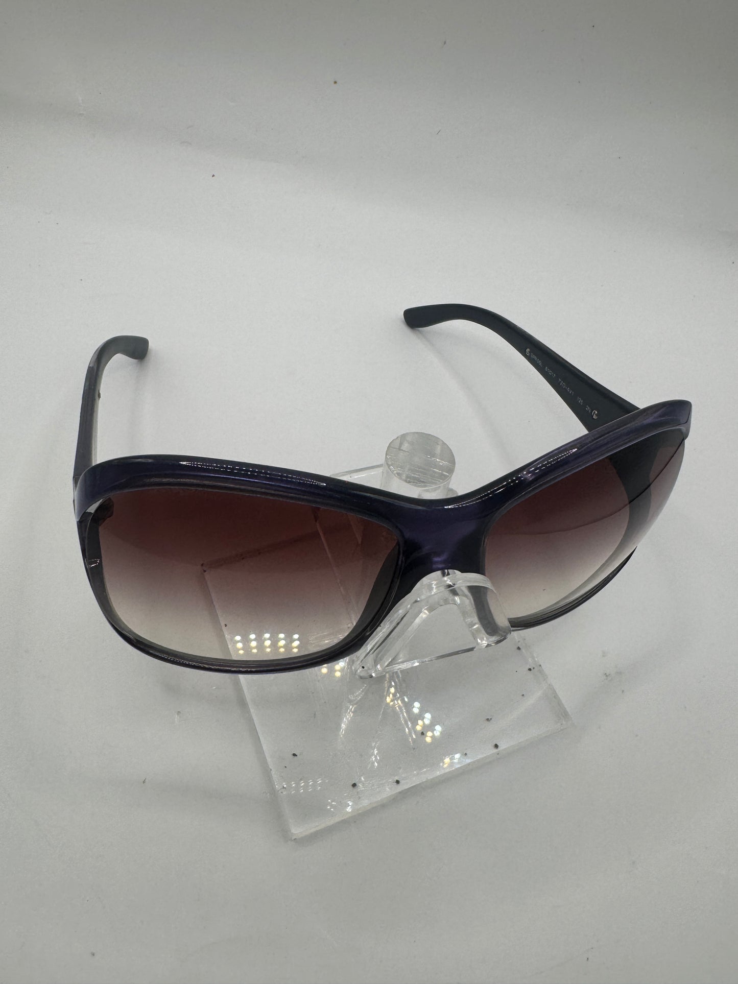 Prada Spr05l Sunglasses in color 7zo4v1