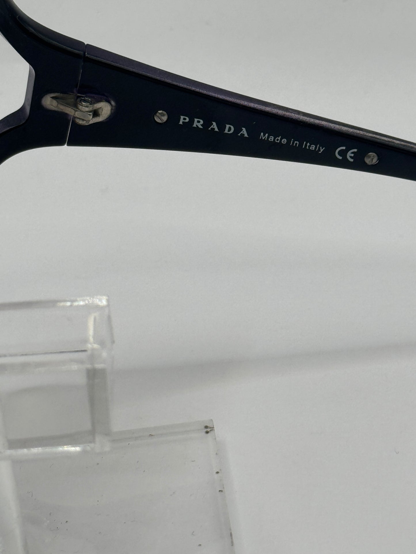 Prada Spr05l Sunglasses in color 7zo4v1